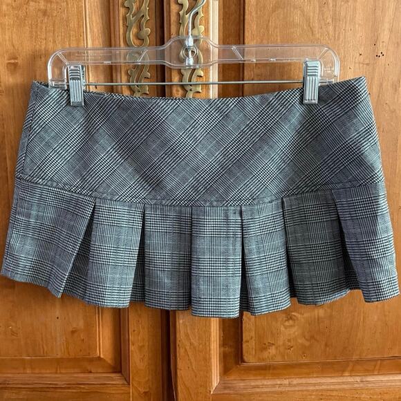 Charlotte Russe Y2K micro mini skirt plaid academia schoolgirl alt grunge size L - Picture 4 of 10